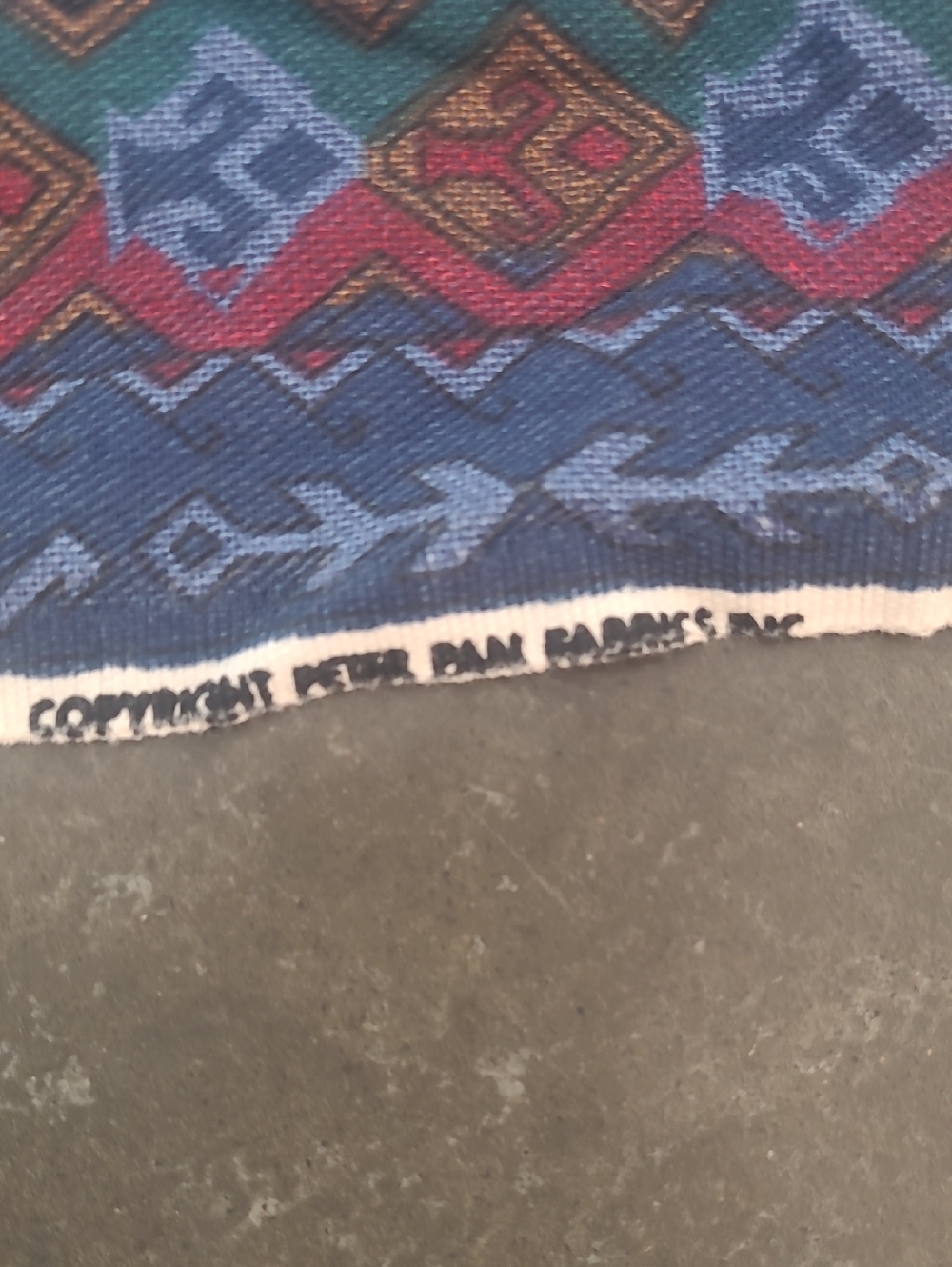 VINTAGE BOHEMIAN AZTEC KILIM PRINT FABRIC - Picture 5 of 6